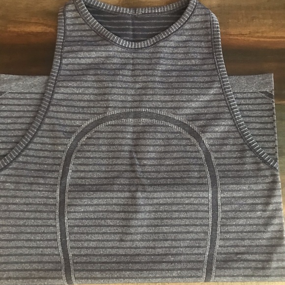 EUC Lululemon High Neck Swiftly Tech Racerback Tank - Picture 7 of 7